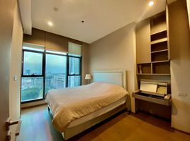 2 Bedroom Condo for sale at The Diplomat Sathorn, Si Lom