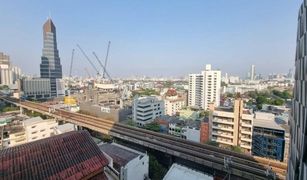 2 Bedrooms Condo for sale in Sam Sen Nai, Bangkok Siamese Ratchakru