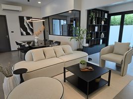 3 Bedroom Villa for rent at VIVE Bangna, Bang Kaeo