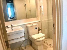 1 Bedroom Condo for rent at Life One Wireless, Lumphini