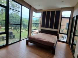 3 Schlafzimmer Villa zu verkaufen im Mabprachan Hill, Pong