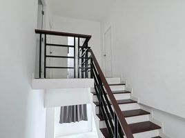3 спален Дом в аренду в Phanason Grande Ville, Si Sunthon