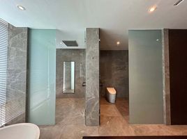 3 Bedroom Penthouse for sale at 185 Rajadamri, Lumphini, Pathum Wan, Bangkok