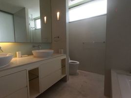 2 Bedroom Condo for rent at Domus, Khlong Toei, Khlong Toei