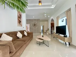 4 спален Вилла на продажу в Baan Wang Tan, Mae Hia, Mueang Chiang Mai, Чианг Маи, Таиланд