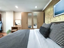 คอนโด 2 ห้องนอน ให้เช่า ในโครงการ ลุมพินี สวีท สุขุมวิท 41, คลองตันเหนือ