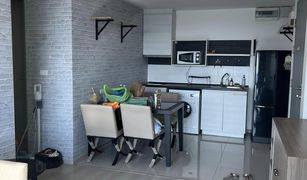 2 Bedrooms Condo for sale in Huai Khwang, Bangkok Life Ratchadapisek