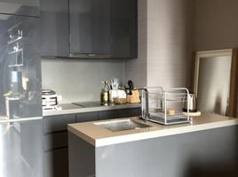 2 Bedroom Condo for sale at The Diplomat Sathorn, Si Lom