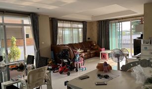 5 Bedrooms House for sale in Bang Mueang, Samut Prakan Nantawan Srinakarin