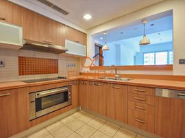 2 Bedroom Apartment for sale at Marina Residences 1, Marina Residences, Palm Jumeirah, Dubai, United Arab Emirates