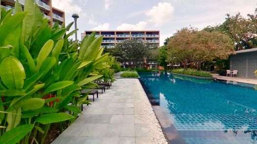 Фото 1 of the Communal Pool at Baan Chaan Talay