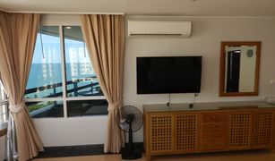 2 Bedrooms Condo for sale in Nong Prue, Pattaya Jomtien Plaza Condotel