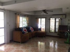 3 Bedroom Townhouse for sale at Baan Ua-Athorn Prachin Buri Dong Praram 2 , Dong Phraram