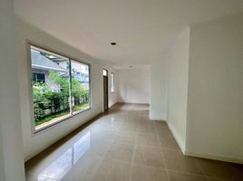 3 Bedroom House for sale at Baan Ladprao 2 Exclusive Rescidence, Khlong Chan, Bang Kapi