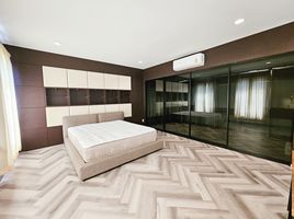 5 Bedroom House for rent at Baan Klang Krung Grande Vienna Rama 3, Bang Phongphang, Yan Nawa
