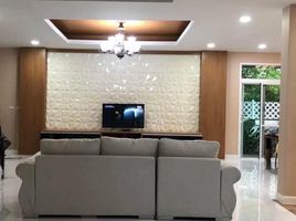 4 Bedroom House for sale at Heritage Village Bang Phra, Bang Phra