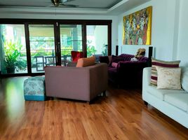 4 Bedroom House for sale in Gateway Ekamai, Phra Khanong, 