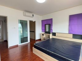 3 Schlafzimmer Villa zu verkaufen im Supalai Park Ville Sriracha, Surasak