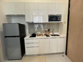 1 Schlafzimmer Wohnung zu vermieten im Chewathai Residence Asoke, Makkasan