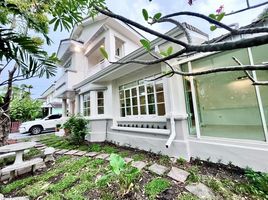 4 спален Дом на продажу в Chaiyapruek Bangpla 2, Bang Pla