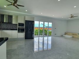 3 Schlafzimmer Villa zu verkaufen in Hua Hin, Prachuap Khiri Khan, Nong Kae, Hua Hin