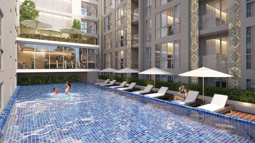 Photo 3 of the Communal Pool at The Erawan Condo