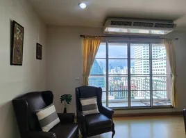 3 Bedroom Apartment for rent at Citi Smart Condominium, Khlong Toei