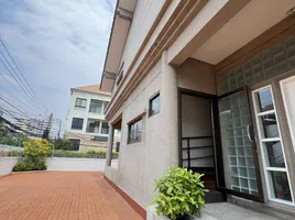 3 Bedroom House for rent in Prasanmit Hospital, Sam Sen Nai, Sam Sen Nai