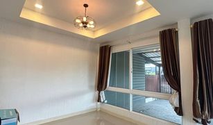 3 Schlafzimmern Haus zu verkaufen in Surasak, Pattaya The Finest Town