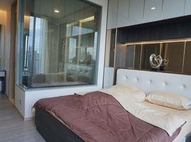 1 Schlafzimmer Appartement zu vermieten im The Esse Asoke, Khlong Toei Nuea