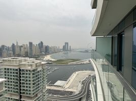 2 Bedroom Condo for sale at Beach Vista, EMAAR Beachfront, Dubai Harbour, Dubai