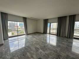 4 Bedroom Penthouse for sale at Castle Hill Mansion, Phra Khanong Nuea