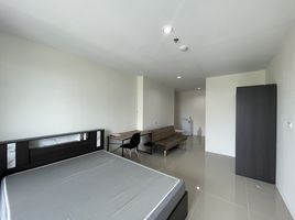 1 Schlafzimmer Wohnung zu verkaufen im Asakan Place Srinakarin, Suan Luang