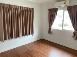 3 Schlafzimmer Villa zu verkaufen im Pruklada Wongwaen - Hathairat, Sam Wa Tawan Tok