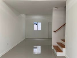 3 Bedroom Townhouse for sale at Lio Pattaya Klang, Nong Prue