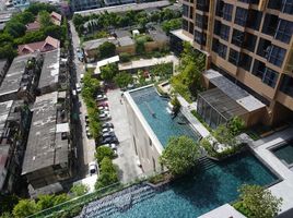 1 Bedroom Condo for rent at Oka Haus, Khlong Tan