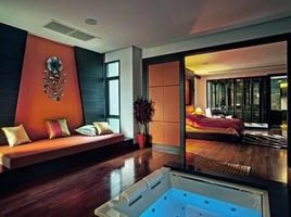 4 Bedroom Villa for sale in Watthana, Bangkok, Phra Khanong Nuea, Watthana