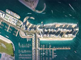 2 बेडरूम अपार्टमेंट for sale at Seapoint, EMAAR Beachfront, दुबई हार्बर, दुबई,  संयुक्त अरब अमीरात