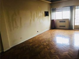 3 Schlafzimmer Appartement zu verkaufen im Hipolito Yrigoyen al 4200, Federal Capital, Buenos Aires