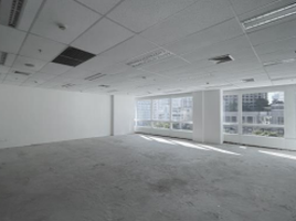 101.51 SqM Office for rent at Athenee Tower, Lumphini