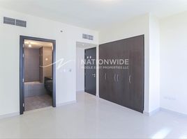 1 Bedroom Condo for sale at Tala 1, Queue Point, Dubai Land