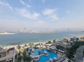 2 Bedroom Apartment for sale at Balqis Residence, Palm Jumeirah