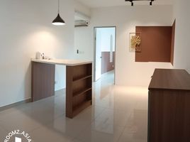 1 Bedroom Penthouse for rent at Seri Kembangan, Petaling, Petaling