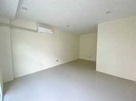  Retail space for rent in Mueang Chiang Mai, Chiang Mai, Pa Daet, Mueang Chiang Mai
