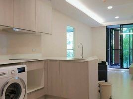 2 Bedroom Apartment for sale at Vtara Sukhumvit 36, Khlong Tan, Khlong Toei