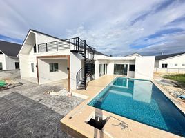 3 Bedroom Villa for sale in Centralplaza Chiangmai Airport, Suthep, San Phak Wan