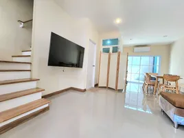 2 Bedroom House for rent at Golden Town Charoenmuang-Superhighway, Tha Sala