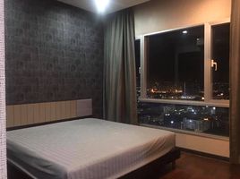 2 спален Кондо в аренду в Thru Thonglor, Bang Kapi