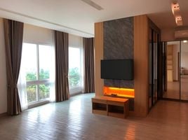 2 Schlafzimmer Wohnung zu vermieten im Hinoki Condo Chiangmai, Chang Phueak