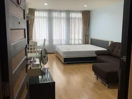 1 Schlafzimmer Wohnung zu vermieten im The Amethyst Sukhumvit 39, Khlong Tan Nuea